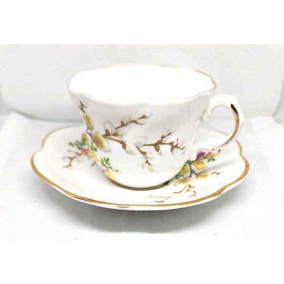 Royal Dover China Teacup & Saucer, Vibrant Floral Design, Gold Trim, Vintage - Picture 1 of 15